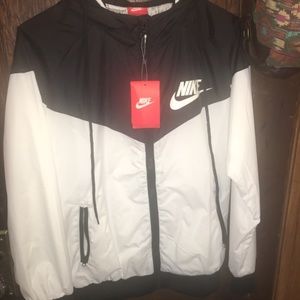 Nike windbreaker